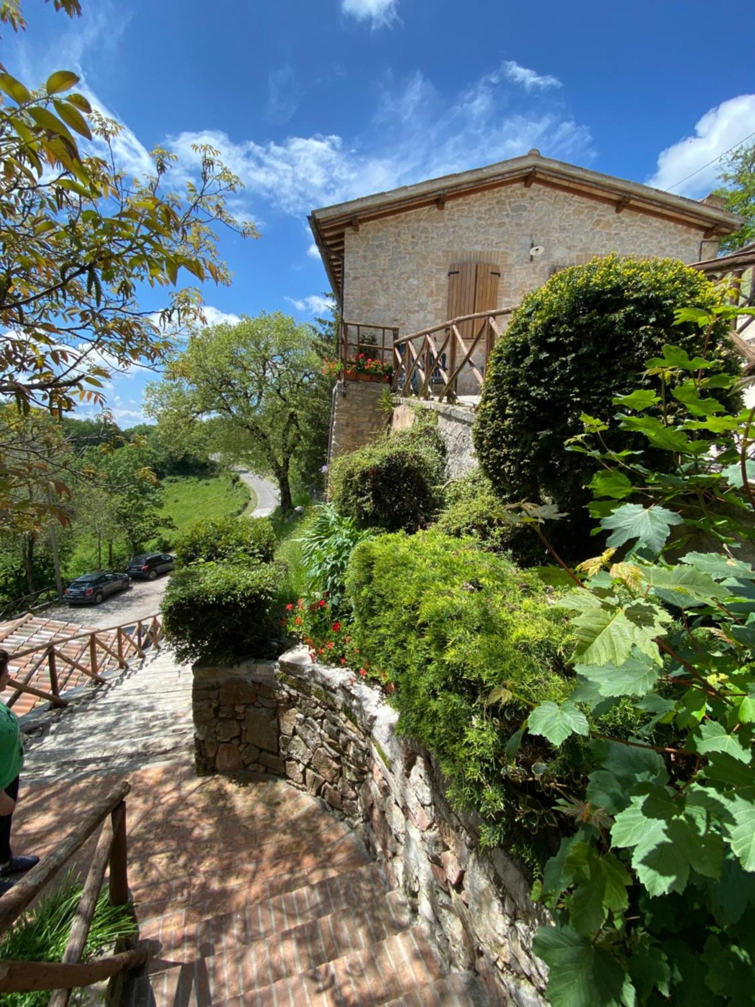 Agriturismo Pettino Campello sul Clitunno Ngoại thất bức ảnh